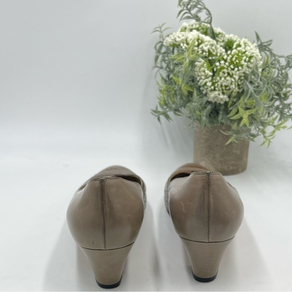 Vtg Salvatore Ferragamo Women Leather Heels Tan Alligator Inlay Italy Sz 10 AA - Picture 7 of 15